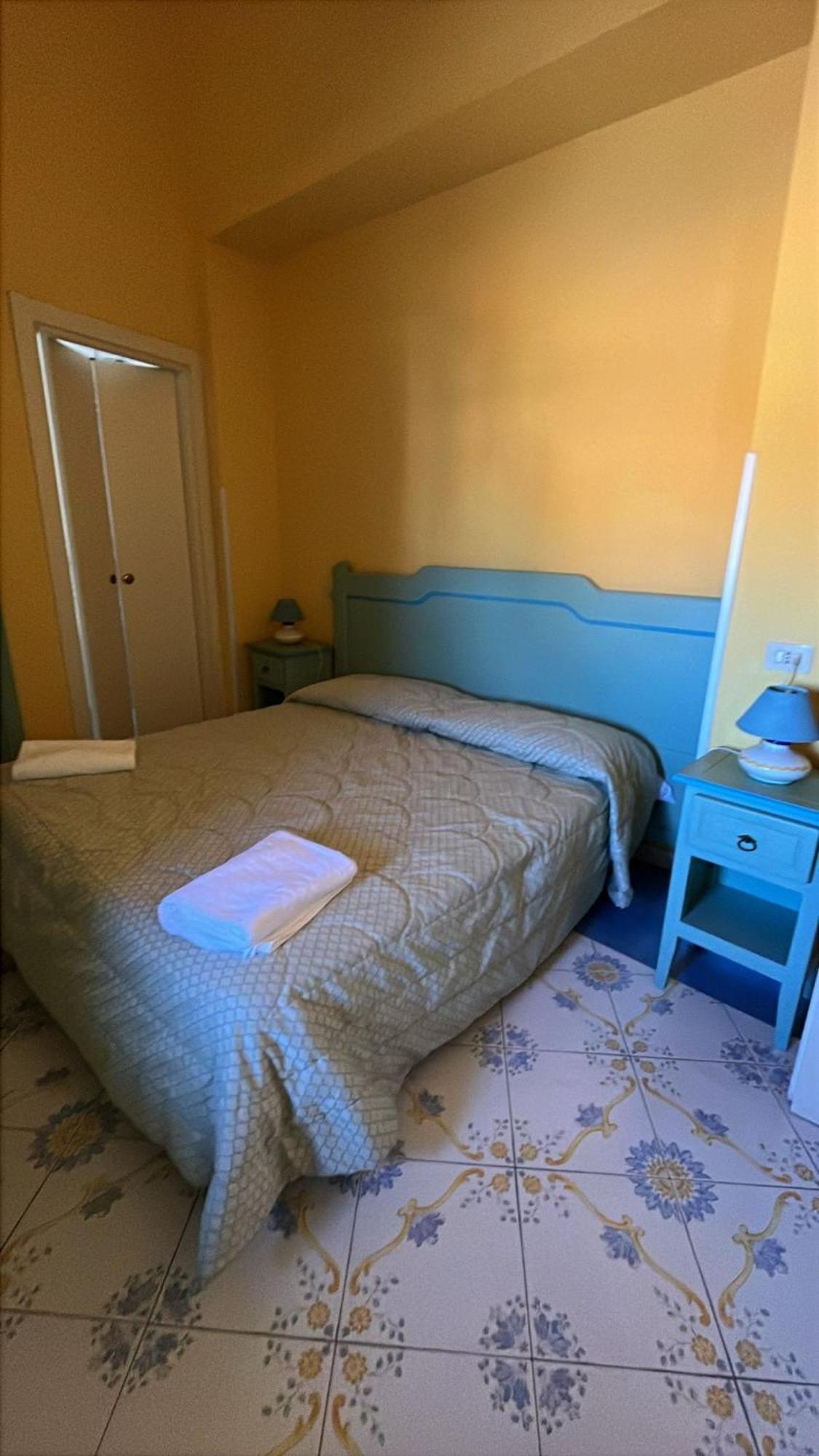 Hotel Savoia Procida Extérieur photo