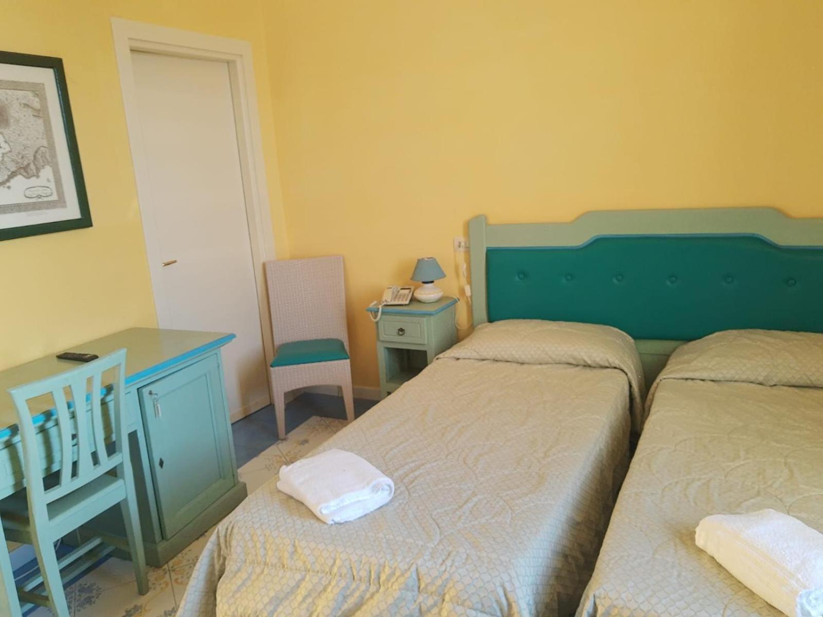 Hotel Savoia Procida Extérieur photo